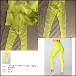 Ultra high waisted seamless sprint leggings.